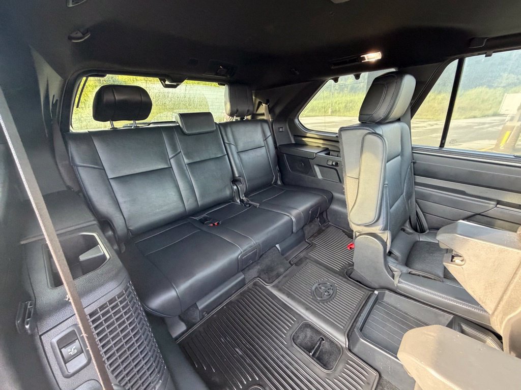 Used 2024 Toyota Sequoia Platinum AWD/4WD image 51