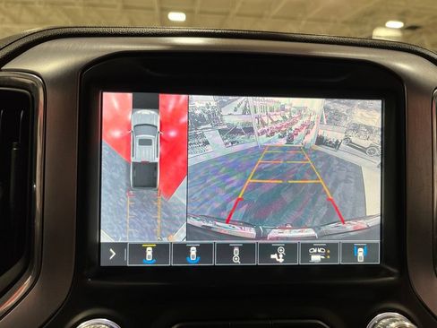 Used 2019 GMC Sierra 1500 SLT w/ SLT Premium Plus Package AWD/4WD image 32