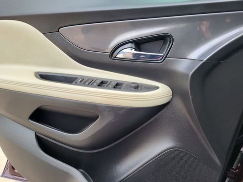 Used 2018 Buick Encore Preferred image 11