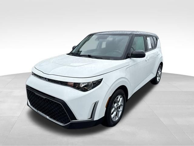 Used 2024 Kia Soul S FWD image 4