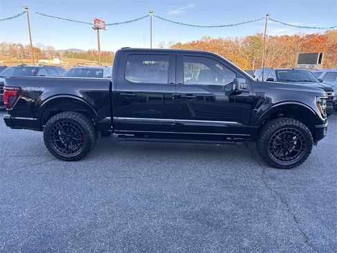 New 2025 Ford F150 XLT w/ Equipment Group 302A MID image 8