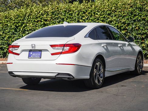 Used 2018 Honda Accord EX image 6