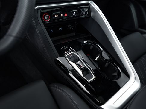 New 2025 Audi SQ5 Premium Plus image 11