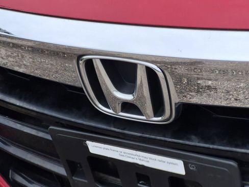 Used 2018 Honda Accord Touring image 12