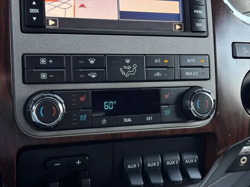Used 2012 Ford F250 Lariat w/ Lariat Ultimate Pkg AWD/4WD image 41