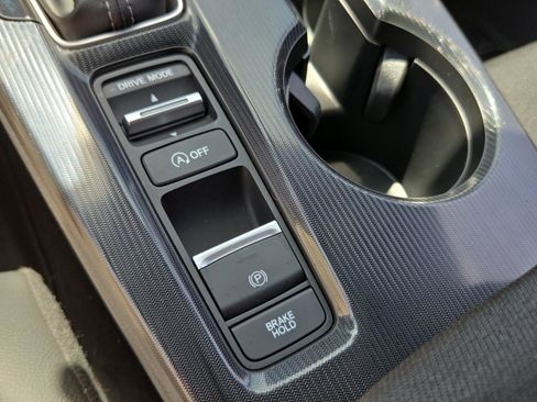 Certified 2025 Honda Civic Sport image 18