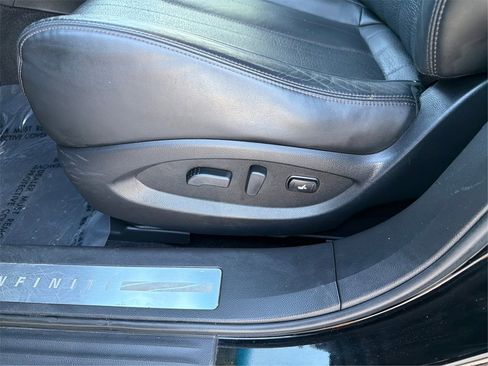 Used 2017 INFINITI QX70 AWD image 20