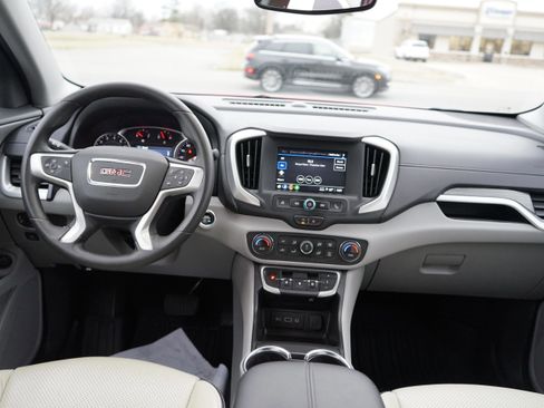 Used 2022 GMC Terrain SLE w/ Driver Convenience Package image 22