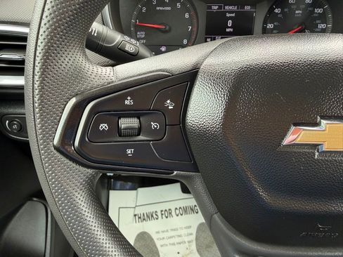 Used 2022 Chevrolet TrailBlazer LT w/ Convenience Package AWD/4WD image 5
