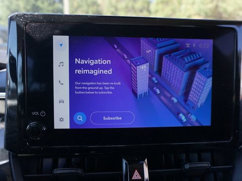 Used 2023 Toyota Corolla LE image 12