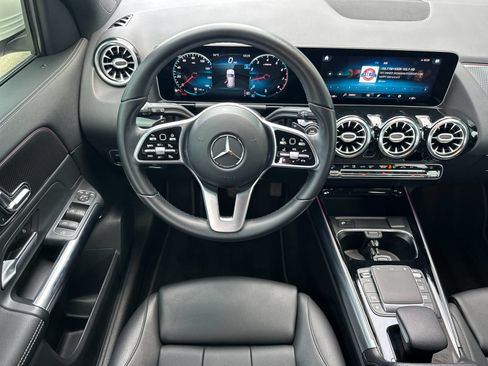 Certified 2021 Mercedes-Benz GLA 250 4MATIC w/ Premium Package image 16