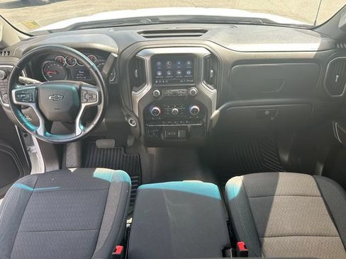 Used 2022 Chevrolet Silverado 1500 RST w/ Z71 Off-Road Package AWD/4WD image 22