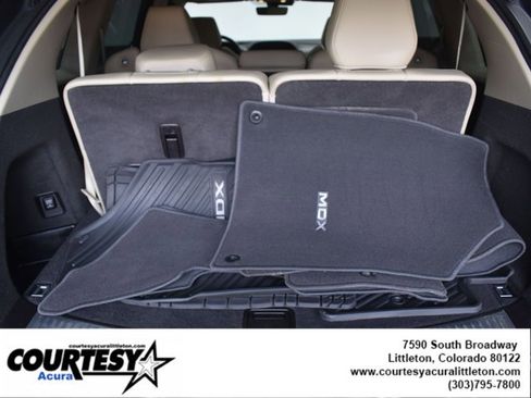 Used 2017 Acura MDX SH-AWD image 24