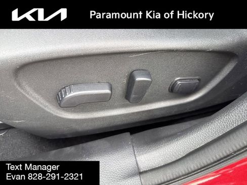 Used 2015 Nissan Rogue SL w/ SL Premium Package AWD/4WD image 18