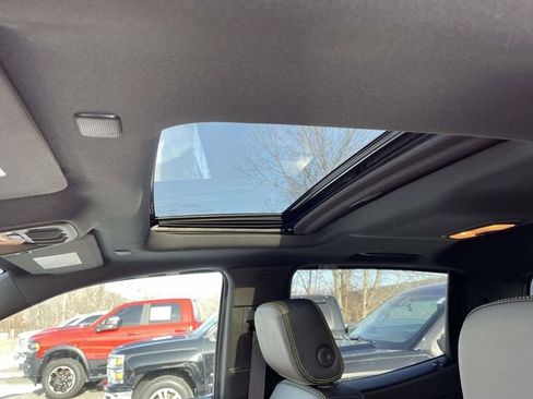 Used 2025 Chevrolet Colorado ZR2 image 17