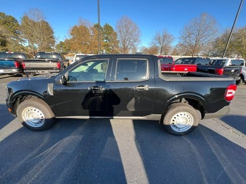 New 2025 Ford Maverick XL image 5