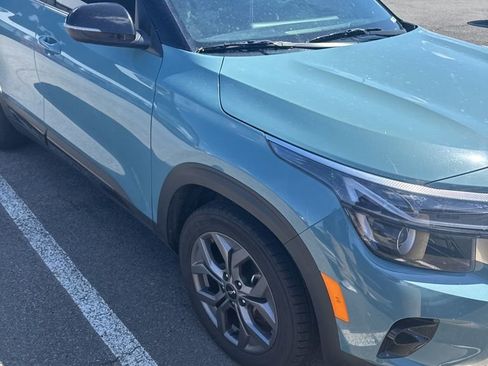 Used 2024 Kia Seltos S image 6