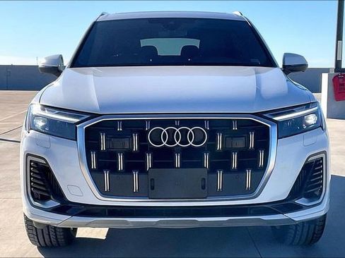 Used 2025 Audi Q7 3.0T Premium Plus image 3