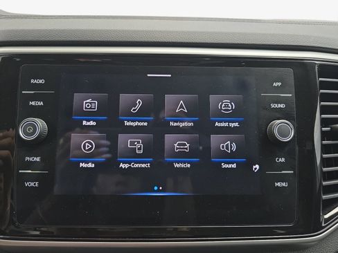 Used 2023 Volkswagen Atlas SE w/ Panoramic Sunroof Package FWD image 18