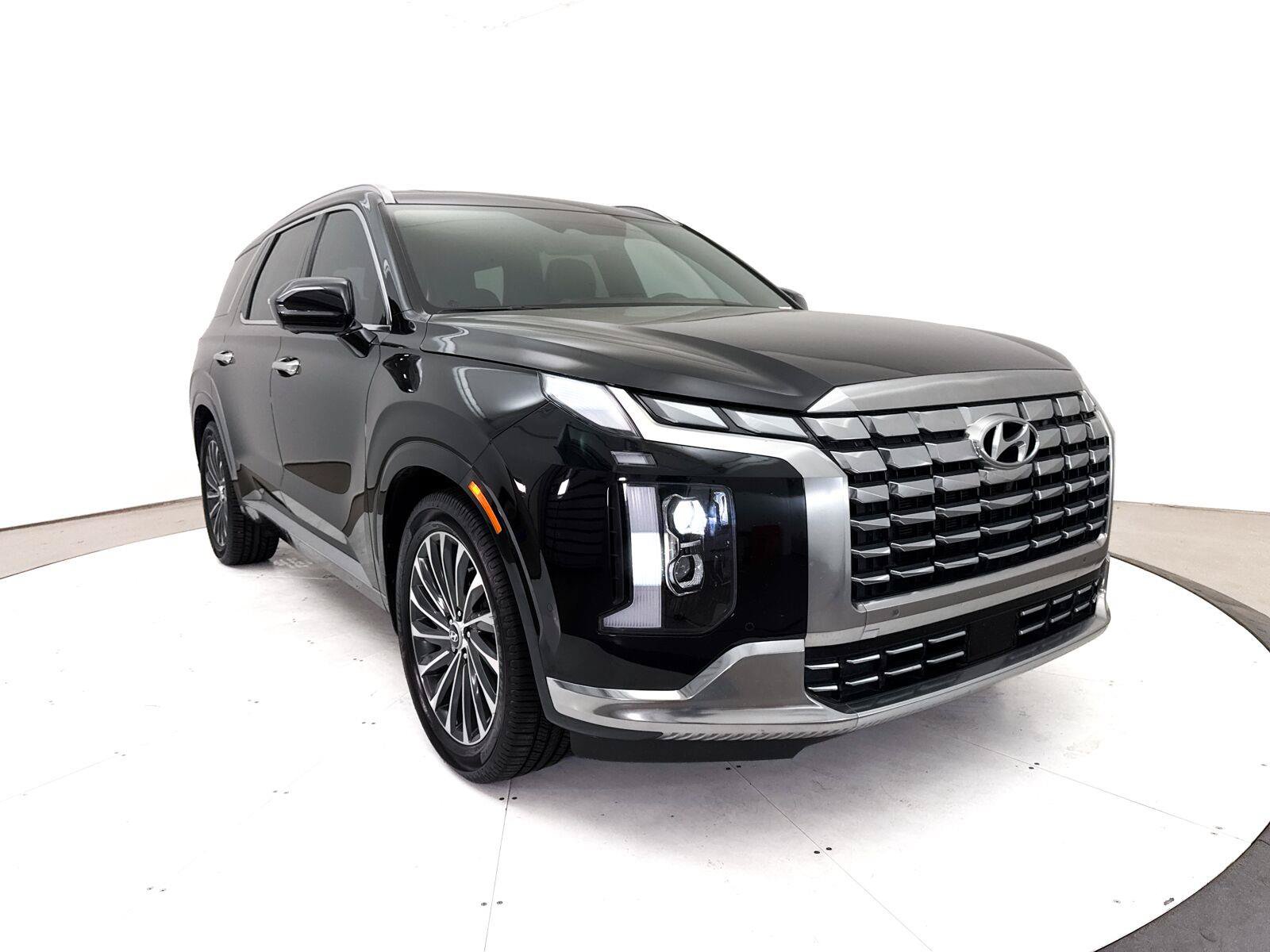 Used 2023 Hyundai Palisade Calligraphy FWD image 14
