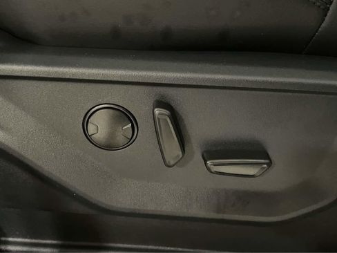 Used 2025 Ford Expedition Tremor AWD/4WD image 49