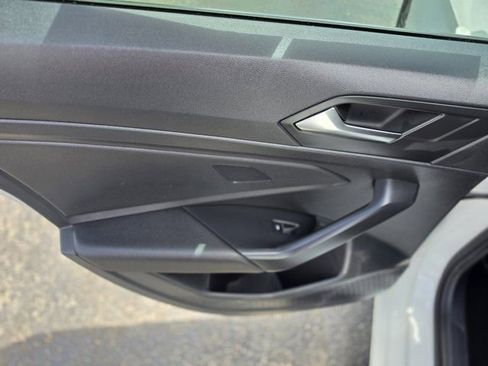 Used 2021 Volkswagen Jetta S w/ Driver Assistance Package FWD image 12