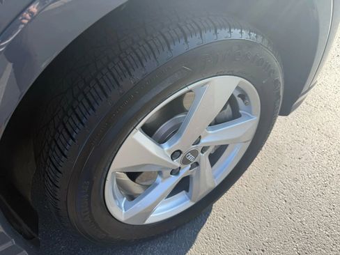 Used 2020 Audi Q3 2.0T Premium w/ Convenience Package image 12