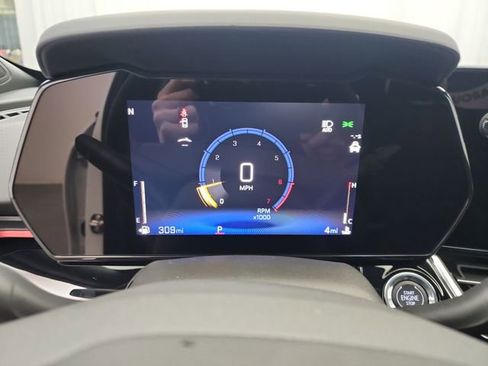 New 2026 Chevrolet Trax RS w/ Sunroof Package image 12