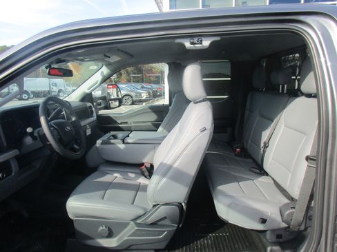 New 2026 Ford F350 XL w/ XL Chrome Package image 14