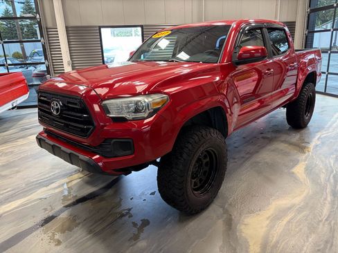Used 2017 Toyota Tacoma SR w/ Tow Package AWD/4WD image 3