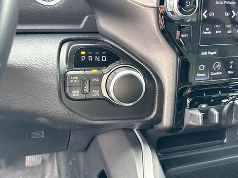 Used 2023 RAM 1500 Big Horn AWD/4WD image 34