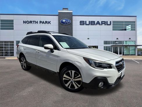 Used 2018 Subaru Outback 2.5i Limited AWD/4WD image 1
