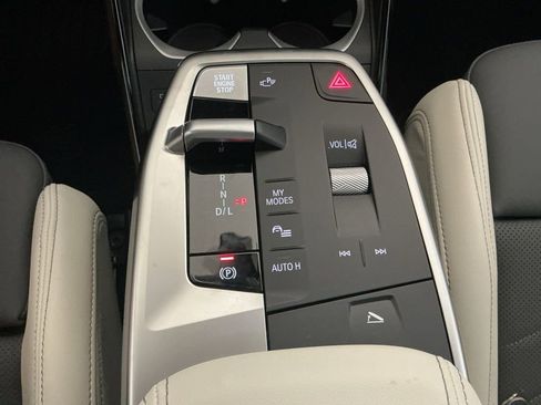 New 2026 BMW X2 xDrive28i w/ Technology Package AWD/4WD image 17