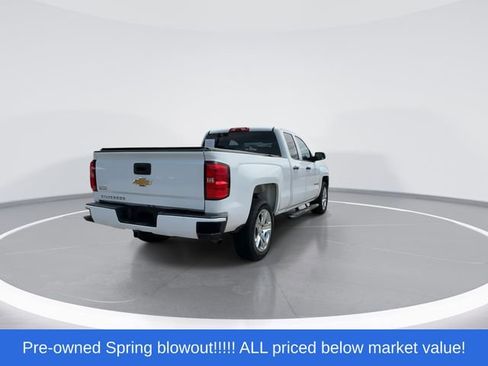 Used 2018 Chevrolet Silverado 1500 Custom w/ Custom Value Package AWD/4WD image 7