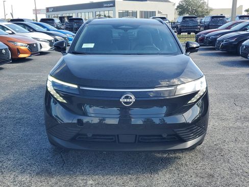 New 2026 Nissan Leaf Platinum+ image 2