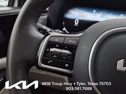 Used 2024 Kia Carnival SX Prestige FWD image 34