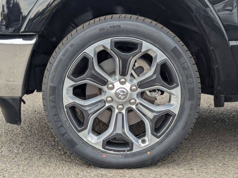 Used 2024 RAM 1500 Limited AWD/4WD image 46