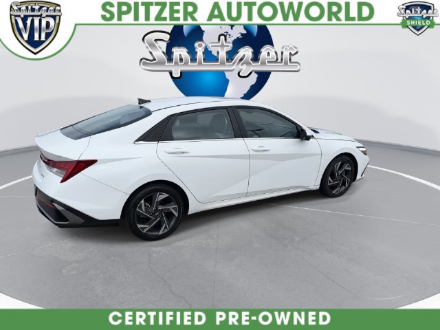 Used 2024 Hyundai Elantra Limited FWD image 16