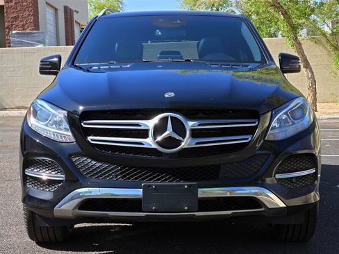 Used 2018 Mercedes-Benz GLE 350 w/ Premium 1 Package image 4