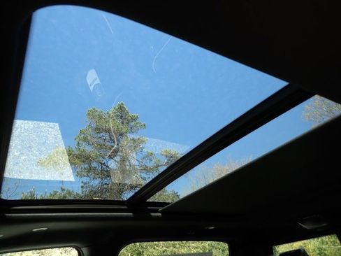 New 2025 RAM 1500 Limited w/ Trailer Tow Group image 16