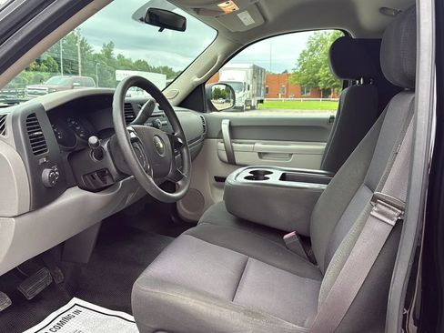 Used 2013 Chevrolet Silverado 1500 W/T w/ LS Package RWD image 10