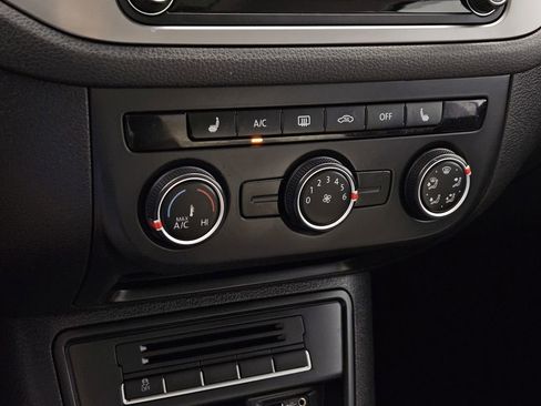 Used 2017 Volkswagen Tiguan Wolfsburg Edition FWD image 13