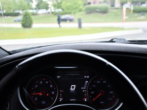 Used 2016 Dodge Charger SXT RWD image 20
