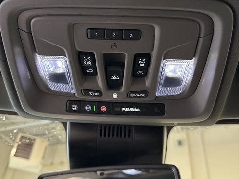 Used 2024 Chevrolet Silverado 1500 LTZ w/ LTZ Premium Package AWD/4WD image 20