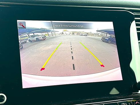 Used 2024 Jeep Wagoneer L Series II image 34