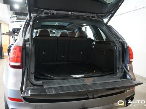 Used 2018 BMW X5 xDrive50i AWD/4WD image 38