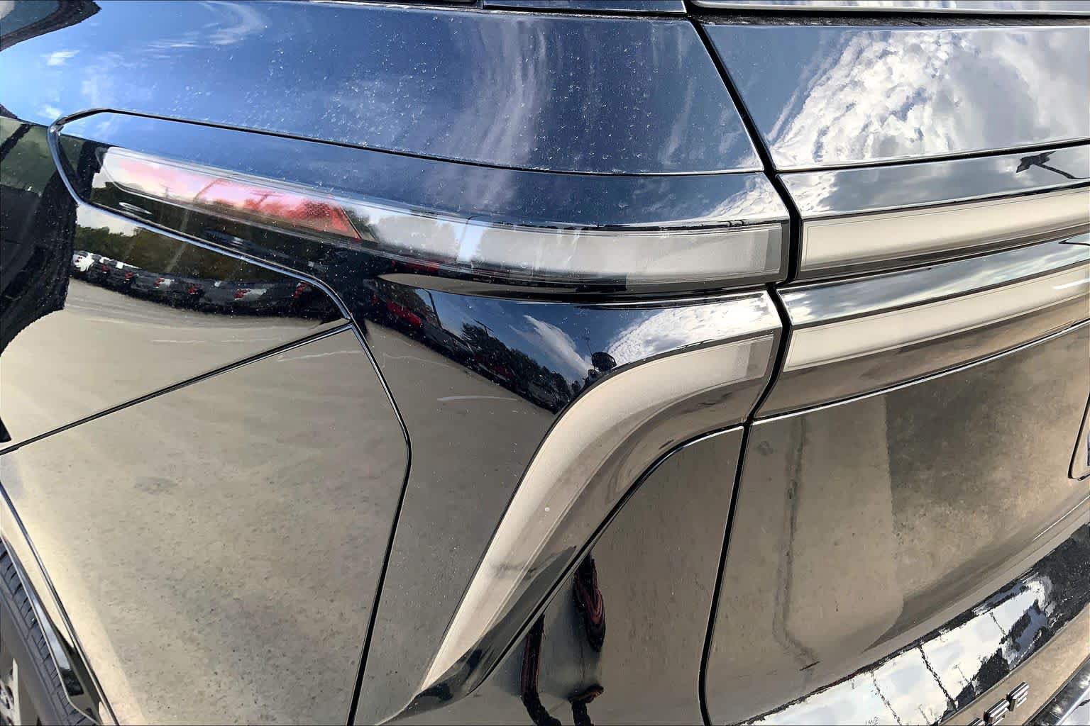 New 2026 Chevrolet Traverse RS FWD image 14