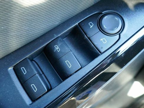 New 2026 Chevrolet Equinox LT w/ Midnight Edition image 14