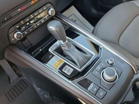 New 2025 MAZDA CX-5 Signature AWD/4WD image 11