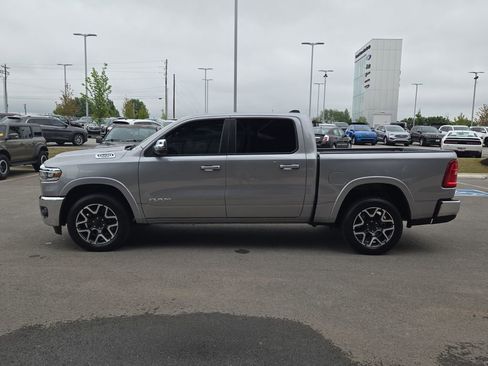 Used 2025 RAM 1500 Laramie AWD/4WD image 2